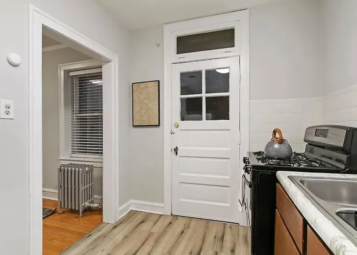 2br Well-furnished - Lockwood 3