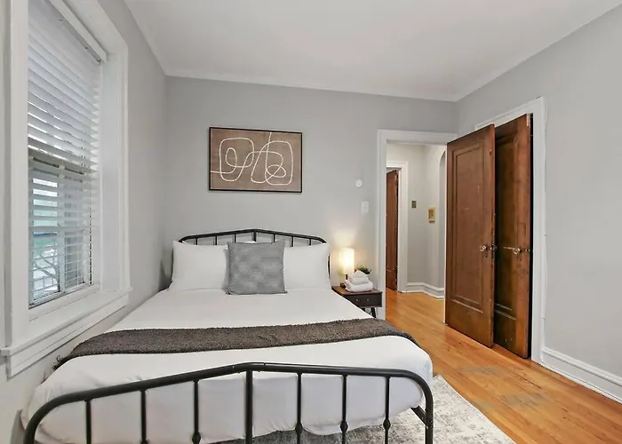 Апартаменты 2br Well-furnished - Lockwood 3 *